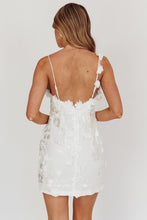White Sleeveless 3D Floral Detail Midi Dress
