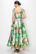 Green Floral Flower Print Heart Neckline Sleeveless Maxi Skirt