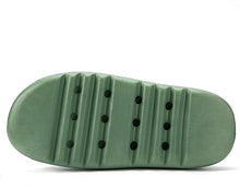 Dark Green Nature Breeze Men'S Thick Sole Slipon Sandals