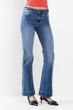 M Rise Ultra Stretch Slim Bootcut In Medium Wash