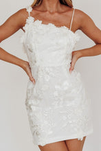 White Sleeveless 3D Floral Detail Midi Dress