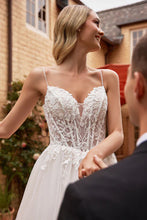 Off White Lace & Tulle A-Line Wedding Dress