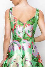 Green Floral Flower Print Heart Neckline Sleeveless Maxi Skirt