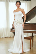 White Elegant Strapless Satin Trumpet Dress With 3D Rosette