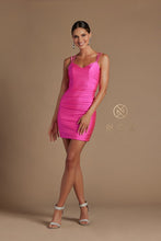 Fuchsia Gorgeous Scoop Neck With Spaghetti Straps Fitted Gown