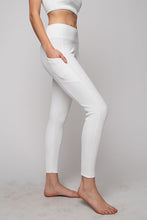 White Plus Size Nylon Rib Yoga Leggings With Side Pocket