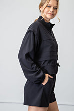 Black Plus Size Crinkle Woven Cropped Jacket