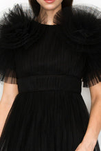 Black Tulle Pleated Floral Short Sleeve Midi Dress