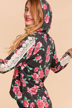 Floral Printw/Crochet Lace Knit Hooded Top