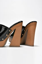 Black Best Seller-Moik Sandals