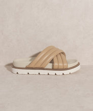 Light Brown Puffed Strap Slide