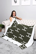 H Patterned Blanket