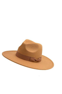 Fashion Hat With Camel Bow
