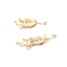 Gold Leaf Asymmetry Alloy Earrings