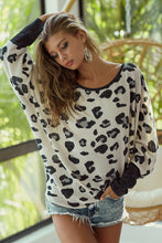 Leopard Print Mir Sweater Top With Thumb Opeing