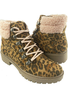 Pinkas Urban Glam Boots In Leopard