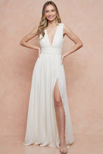 White Ladies Sleeveless Chiffon Slit Maxi Dress
