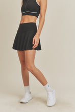 Black Active Tennis Skirt with Lining Pocketed Shorts