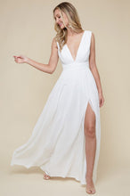 White Ladies Sleeveless Chiffon Slit Maxi Dress