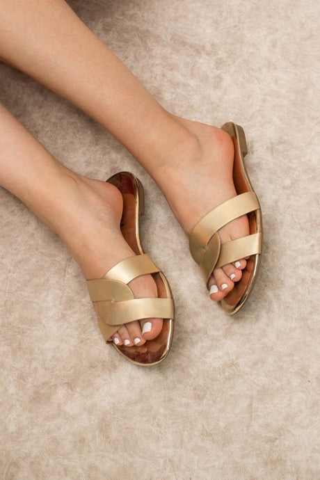 Gold Fashion Summer Flats