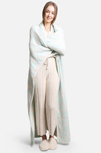Mermaid Scale Patterned Blanket