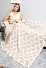 Mermaid Scale Patterned Blanket