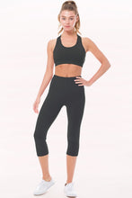 Black Peach Skin Active Cropped Top Capri Leggings Set