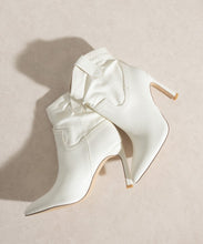 White Oasis Society Kate - Slim Heel Booties