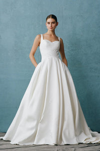 Off White Sleeveless Sweetheart Mopping Bridal Dress