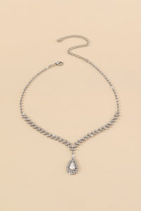 Silver Rhinestone Claw Chain Pendant Necklace