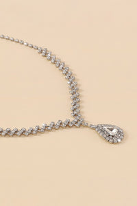 Silver Rhinestone Claw Chain Pendant Necklace