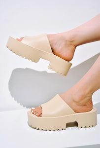 Nude Women'S Platfor Slip On Sandals.