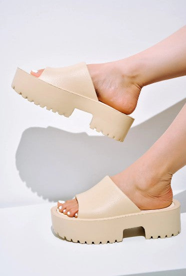 Nude Women'S Platfor Slip On Sandals.