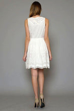 Lace Trim Neck and Knee Lining Dress