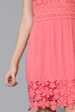 Lace Trim Neck and Knee Lining Sheath Dress