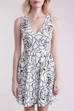 Black White Rose Patterned Short Dress